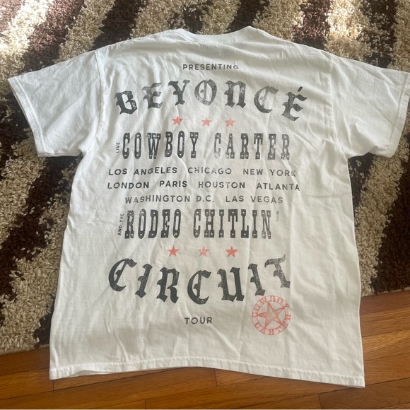 Beyoncé Cowboy Carter Tour Shirt – Size M - Picture 7 of 7